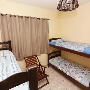 Aeroporto House Hostal